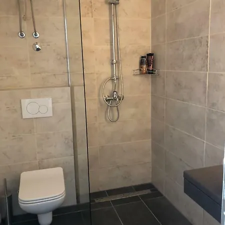 Antwerp Appartments アパート サラエヴォ