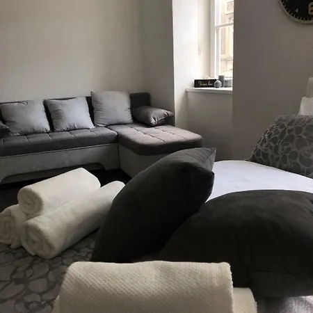 Antwerp Appartments アパート *